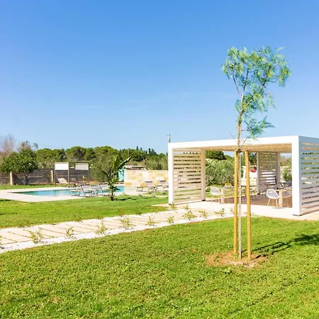 Sound Garden Charming Rooms-3
